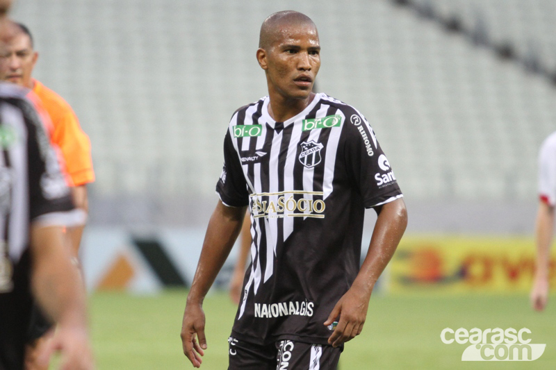 [07-04] Ferroviário 0 X 2 Ceará - 02 - 9