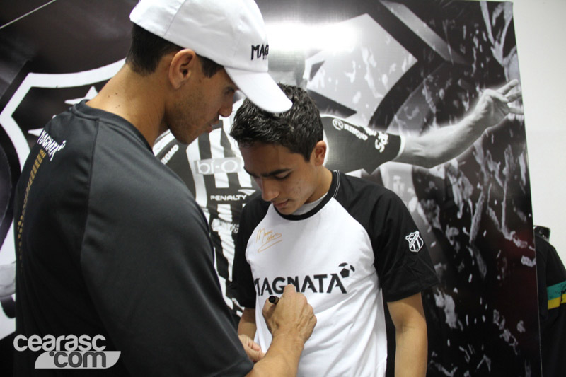 [22-04] Autógrafos com Magnata - Sou Mais Sede  - 11