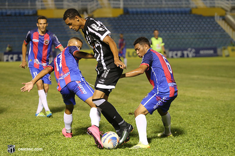[22-08-2017] Ceará 2 x 0 Tiradentes - Fares Lopes  - 15