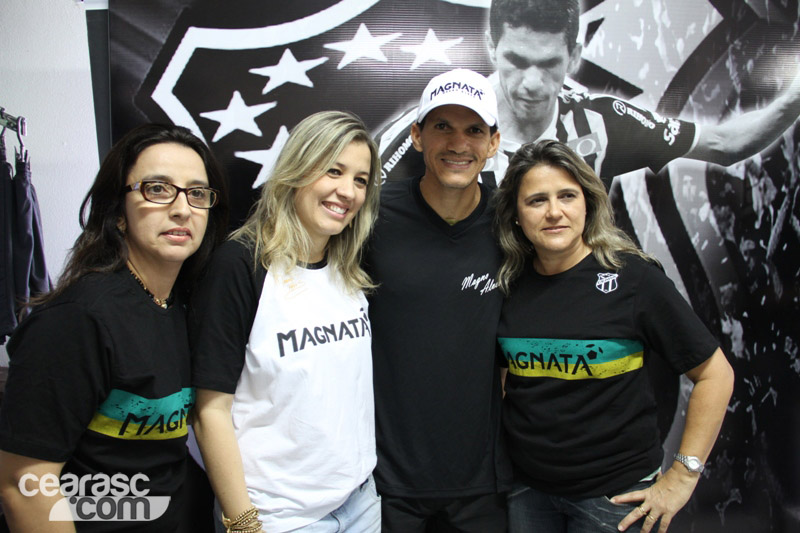 [22-04] Autógrafos com Magnata - Sou Mais Sede  - 34