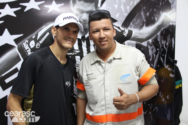 [22-04] Autógrafos com Magnata - Sou Mais Sede  - 39