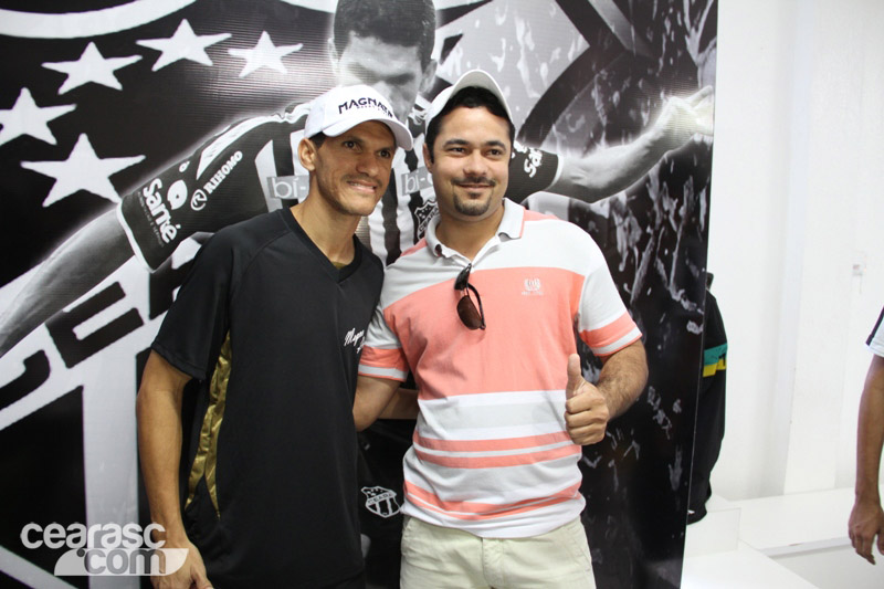 [22-04] Autógrafos com Magnata - Sou Mais Sede  - 67