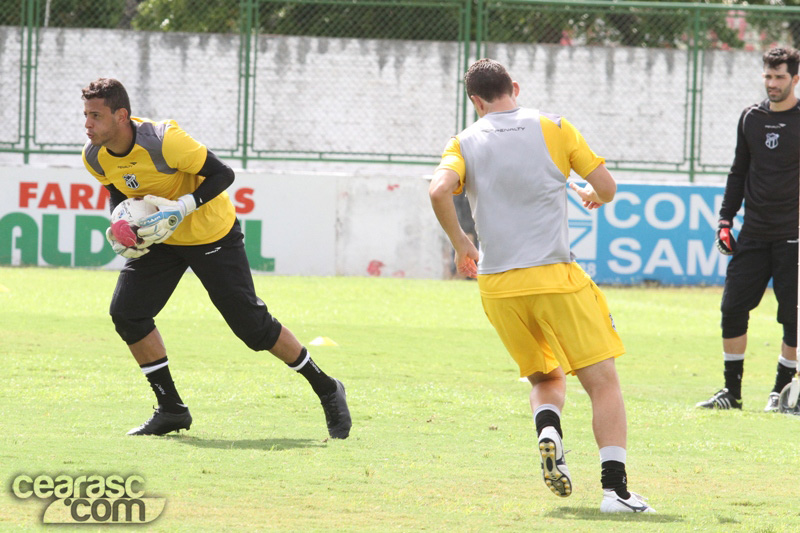 [08-01] Treino tático e finalizações - 13