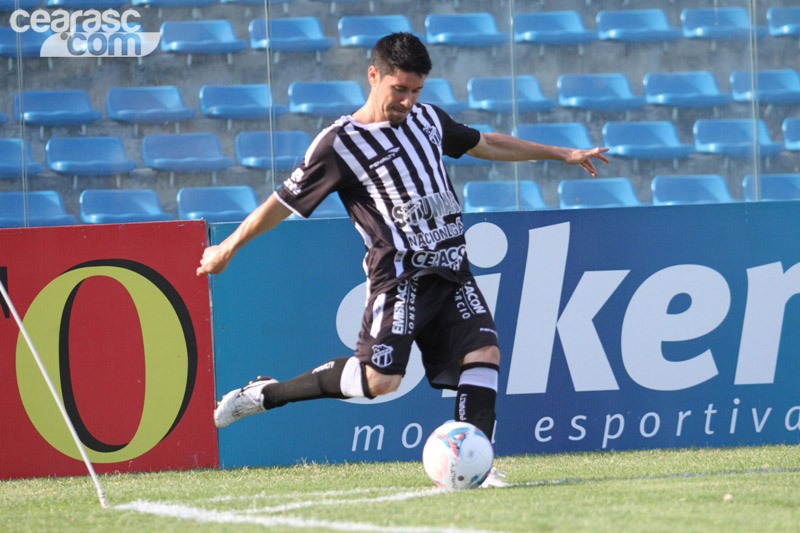 [10-03] Tiradentes x Ceará - 10