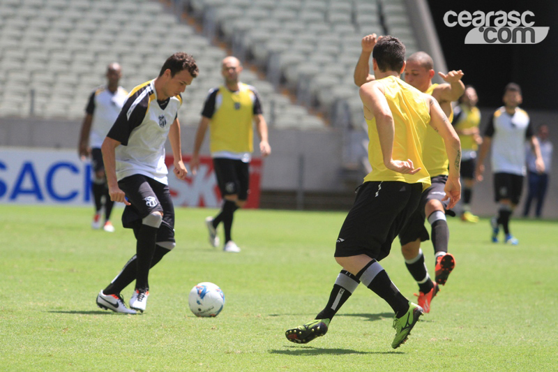 [11-10] Treino técnico - Castelão - 14