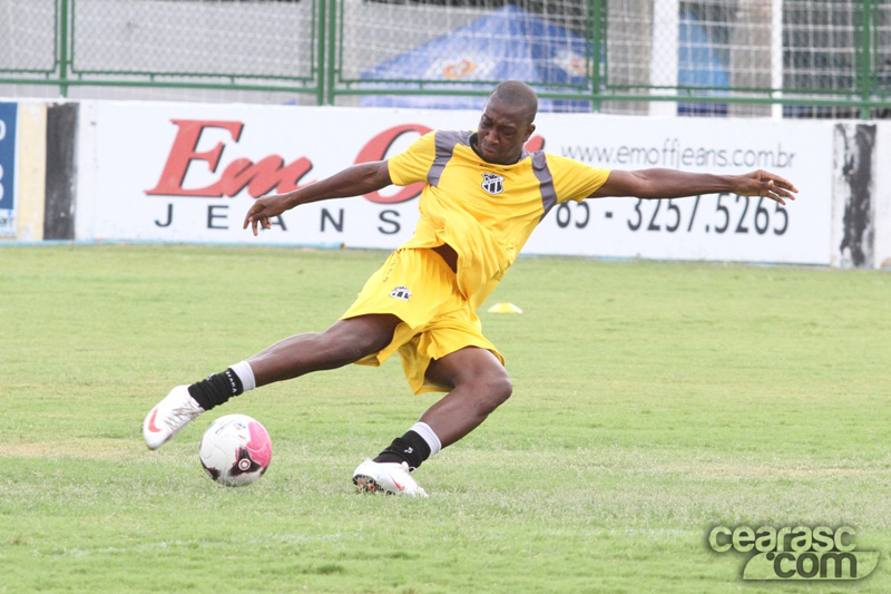 [08-01] Treino tático e finalizações - 16