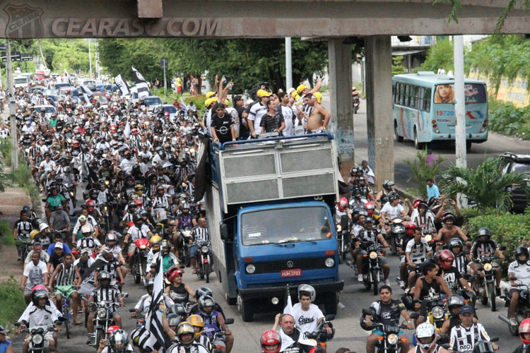 [15-05] Carreata Alvinegra - 12