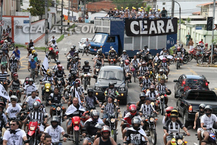 [15-05] Carreata Alvinegra - 13