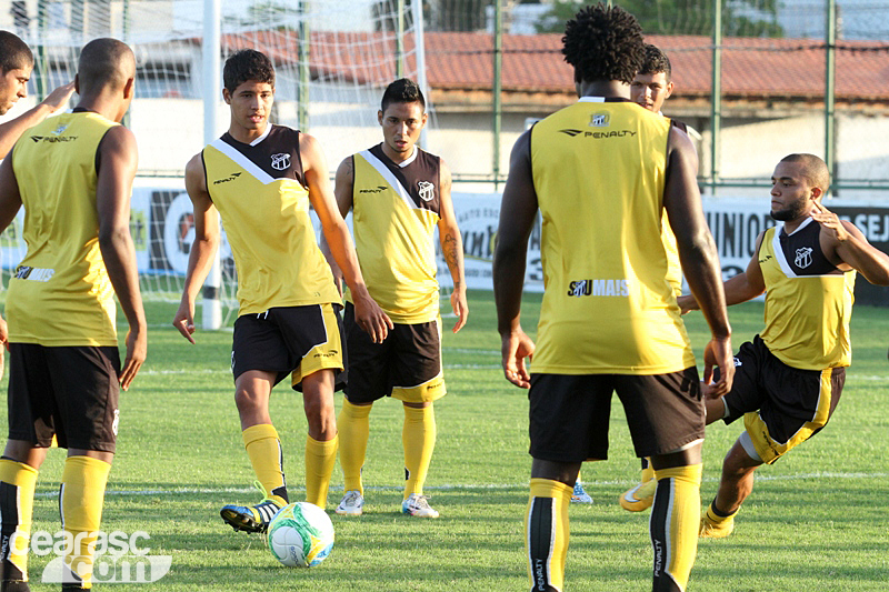 [10-01] PréTemporada - Treino coletivo - 3