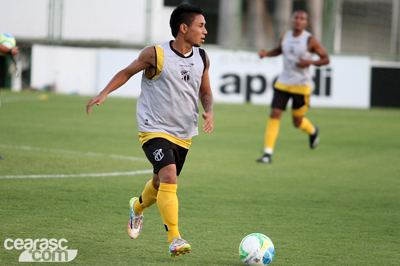 [10-01] PréTemporada - Treino coletivo - 13