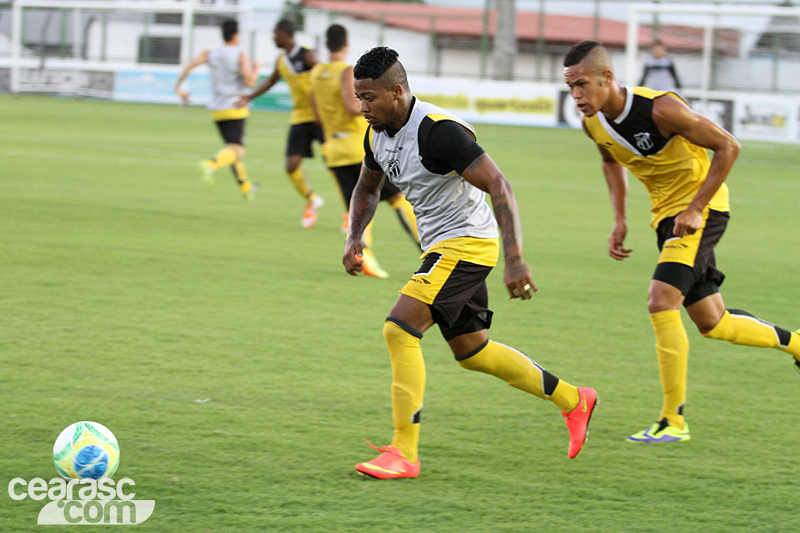 [10-01] PréTemporada - Treino coletivo - 17