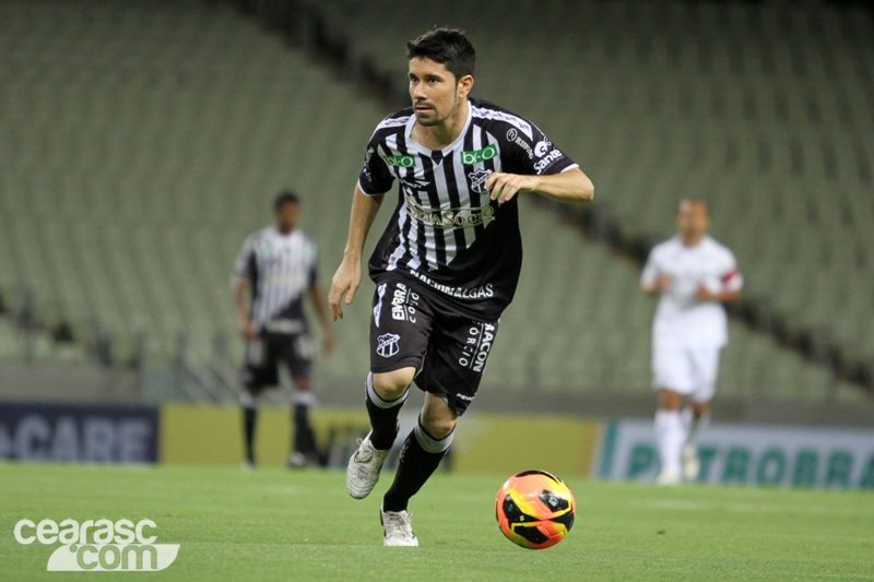 [10-04] Ceará 4 X 3 Ceilândia - 01 - 4