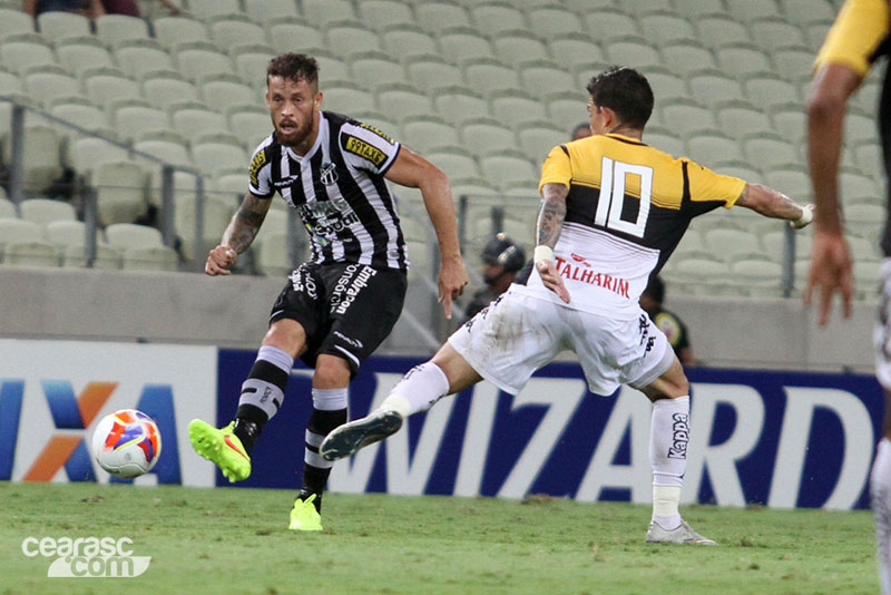 [10-07] Ceará 1 x 1 Criciúma - 02 - 11
