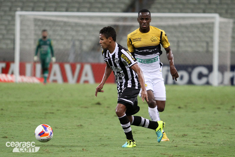 [10-07] Ceará 1 x 1 Criciúma - 02 - 12