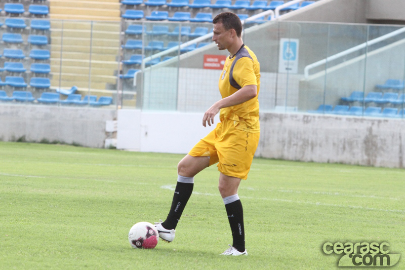 [10-01] Ceará 5 x 1 Sindicato dos atletas - 11