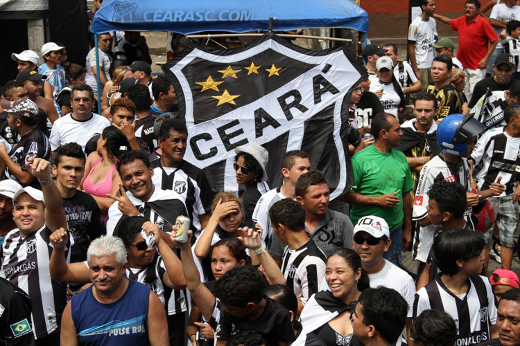 [15-05] Carreata Alvinegra - 24