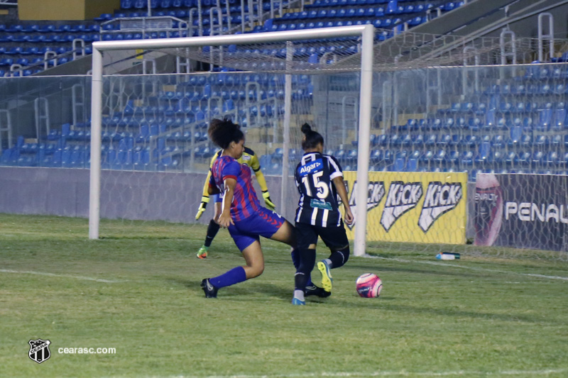 [17-11-2018] Tiradentes 2 x 2 Ceará - Feminino 01 - 15