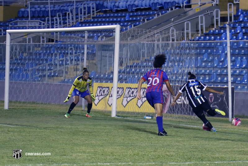 [17-11-2018] Tiradentes 2 x 2 Ceará - Feminino 01 - 16