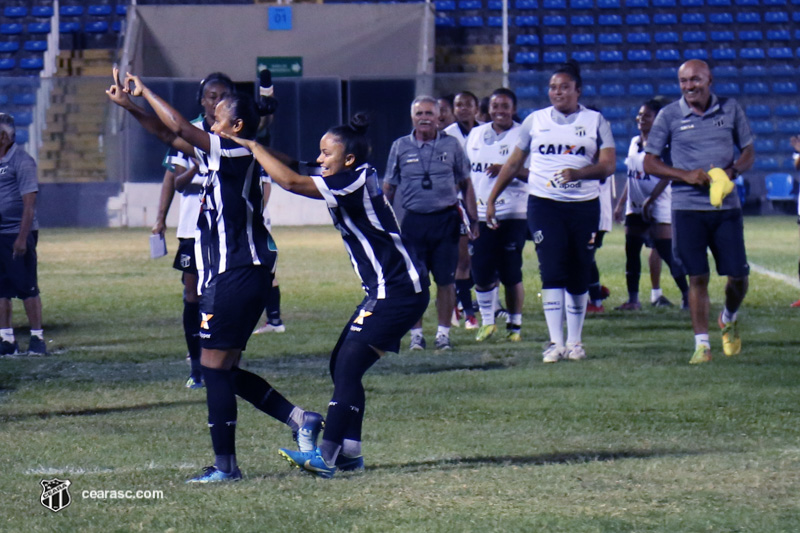 [17-11-2018] Tiradentes 2 x 2 Ceará - Feminino 01 - 24