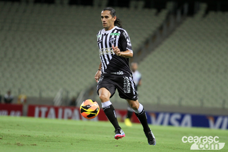 [10-04] Ceará 4 X 3 Ceilândia - 01 - 20