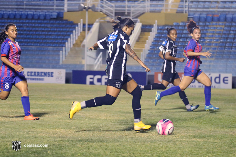 [17-11-2018] Tiradentes 2 x 2 Ceará - Feminino 01 - 25