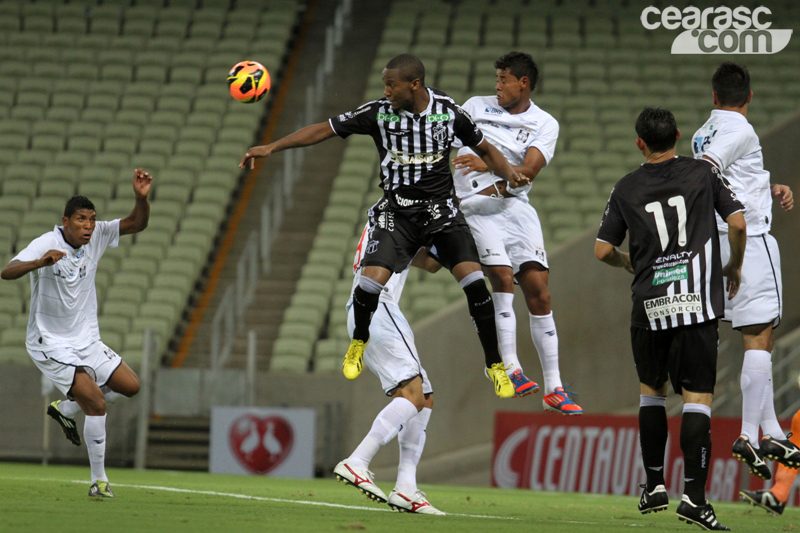 [10-04] Ceará 4 X 3 Ceilândia - 01 - 28