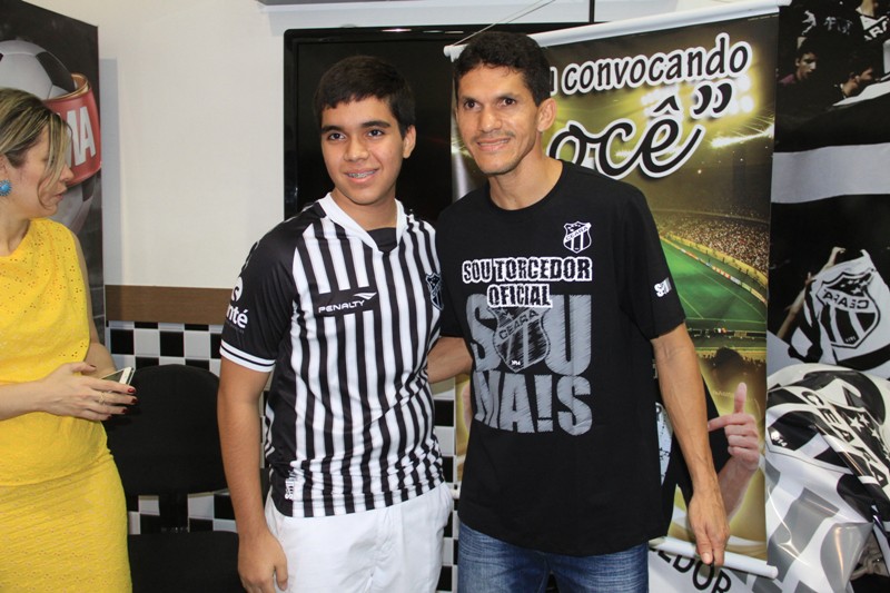 [19-12] Renovação de Contrato do Magno Alves - 30