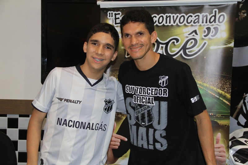 [19-12] Renovação de Contrato do Magno Alves - 33