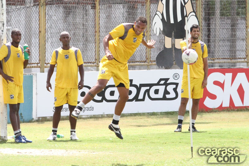 [11-10] Treino de finalizações - 8