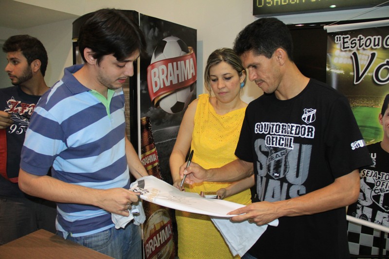 [19-12] Renovação de Contrato do Magno Alves - 51