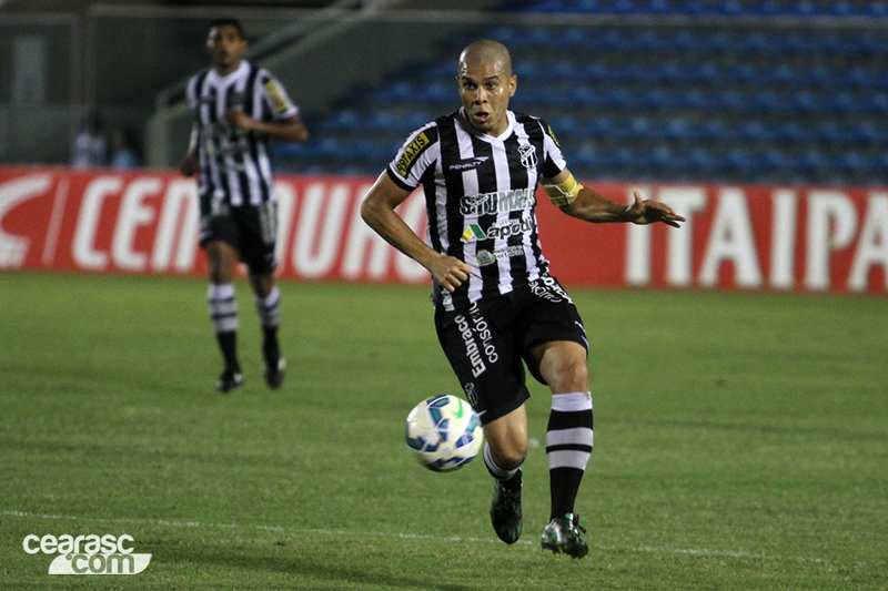 [15-07] Ceará 0 x 0 Tupi - 27