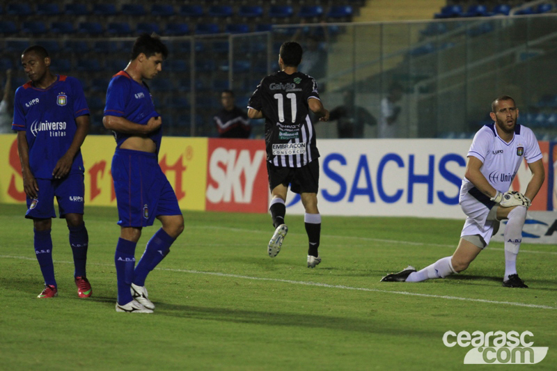 [07-09] Ceará 4 x 2 São Caetano - 01 - 10