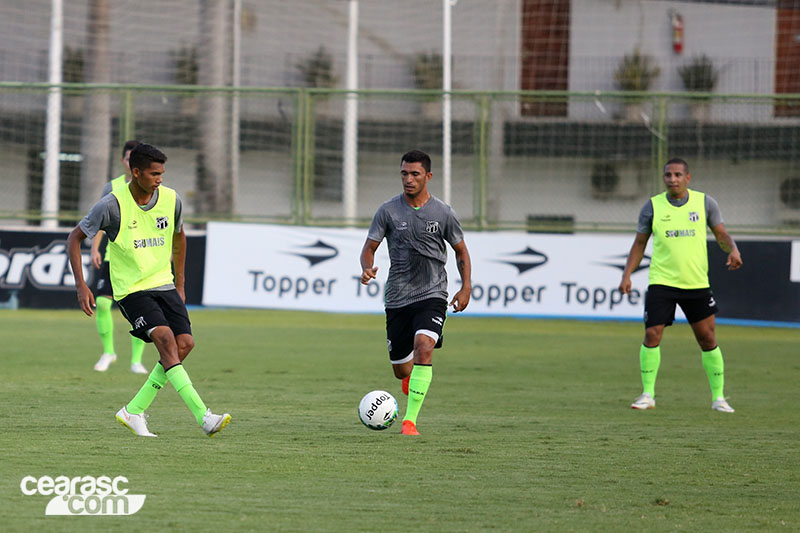 [04-01-2017] Treino Técnico + Tático - 1