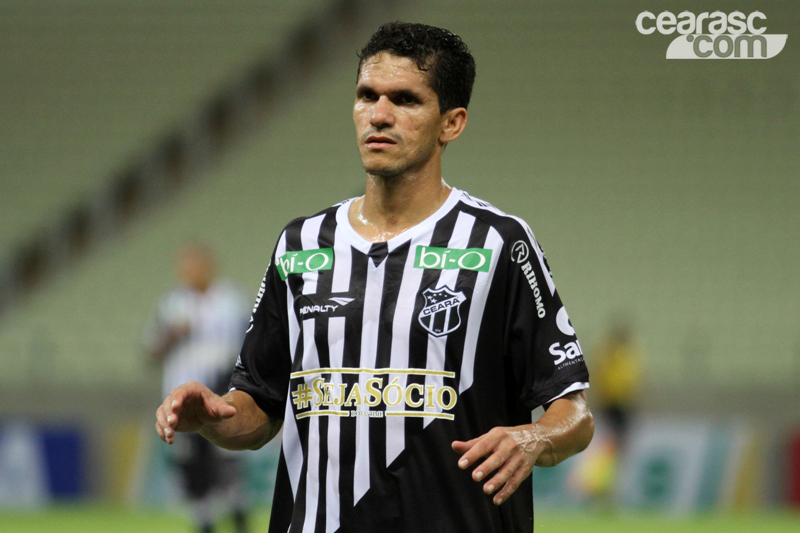 [10-04] Ceará 4 X 3 Ceilândia - 02 - 18