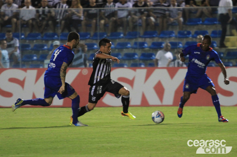 [07-09] Ceará 4 x 2 São Caetano - 01 - 14