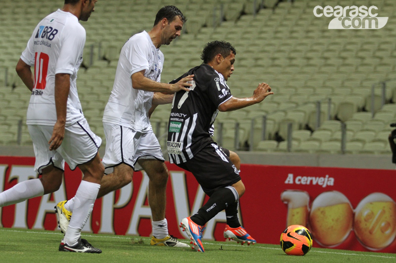 [10-04] Ceará 4 X 3 Ceilândia - 02 - 27