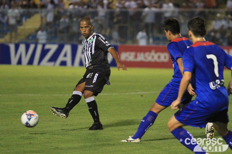 [07-09] Ceará 4 x 2 São Caetano - 01 - 18