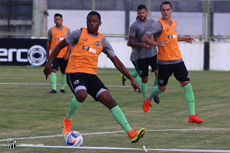 [14-03-2017] Treino Técnico Campo Reduzido - 15