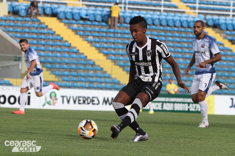 [06-02] Ceará 2 x 0 Tiradentes - 9