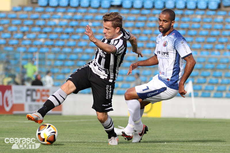 [06-02] Ceará 2 x 0 Tiradentes - 10