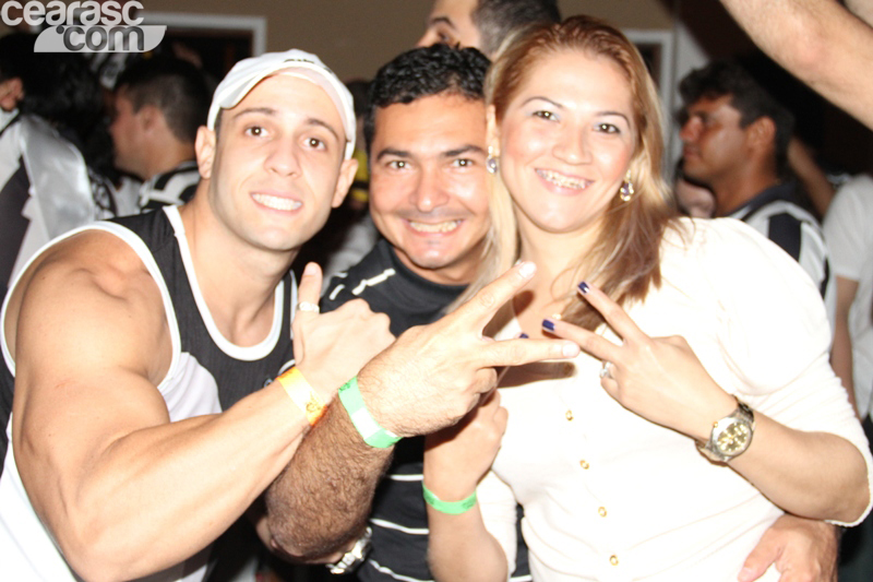 [13-05] Ceará 1 x 1 Fortaleza - Comemoração-02 - 21
