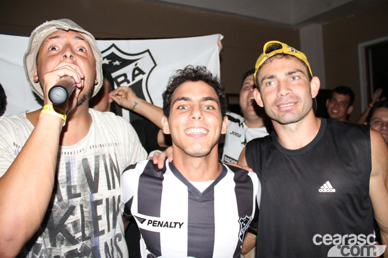 [13-05] Ceará 1 x 1 Fortaleza - Comemoração-02 - 26