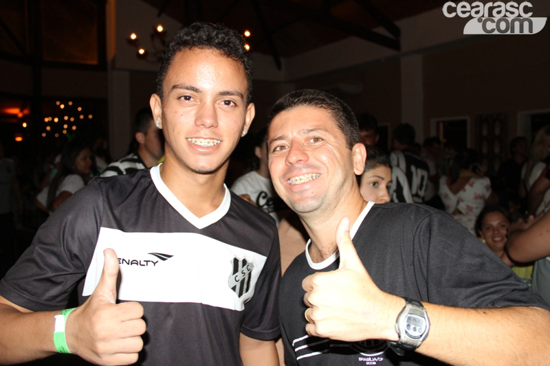 [13-05] Ceará 1 x 1 Fortaleza - Comemoração-03 - 13