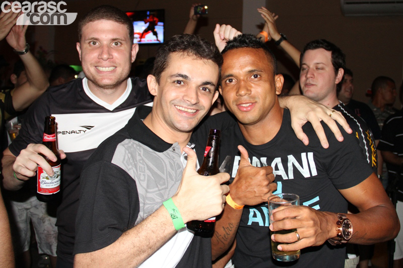 [13-05] Ceará 1 x 1 Fortaleza - Comemoração-03 - 22