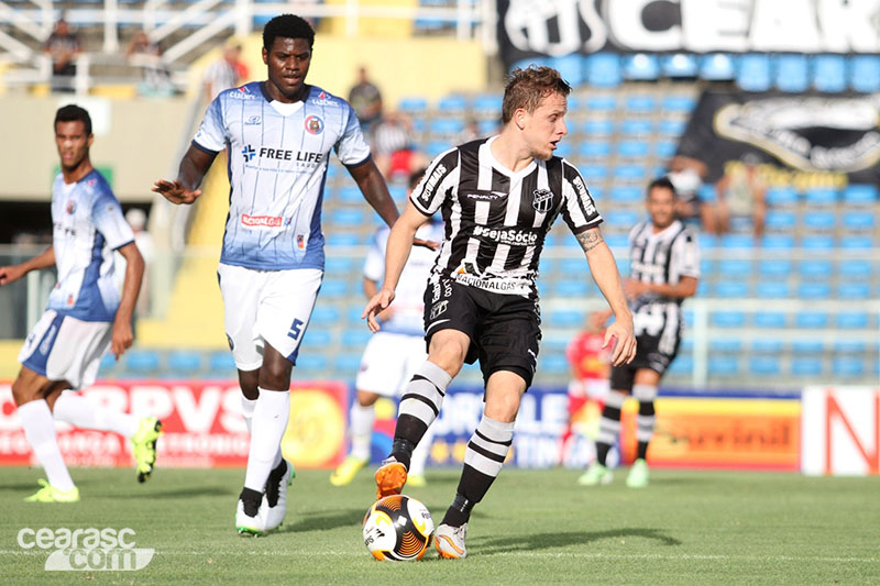 [06-02] Ceará 2 x 0 Tiradentes - 23