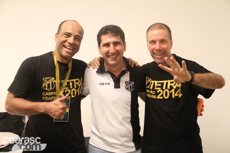 [23-04] Ceará 0 x 0 Fortaleza - Comemoração - Vestiário - 57