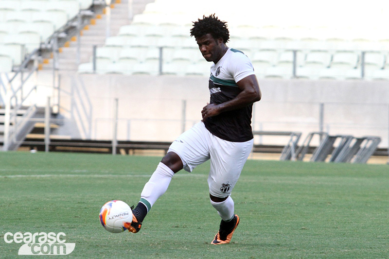 [21-08] Treino coletivo - Castelão - 18