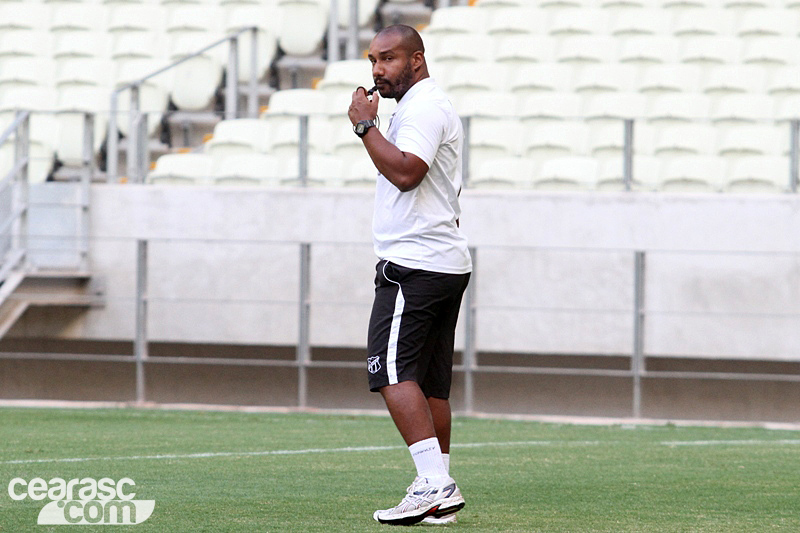 [21-08] Treino coletivo - Castelão - 24