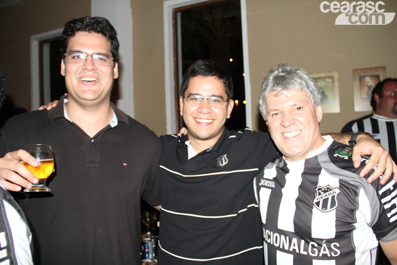 [13-05] Ceará 1 x 1 Fortaleza - Comemoração-04 - 14