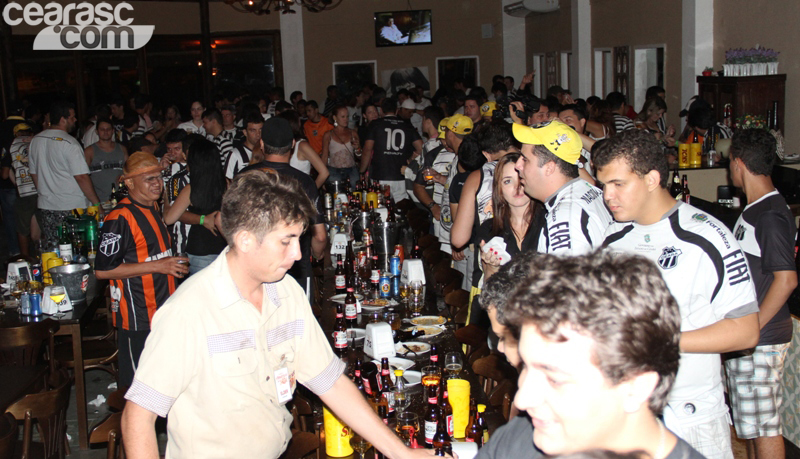 [13-05] Ceará 1 x 1 Fortaleza - Comemoração-04 - 27